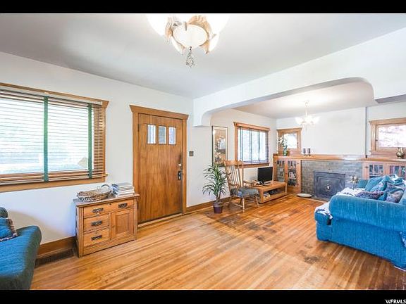 4th image of 1134 E Harrison Ave