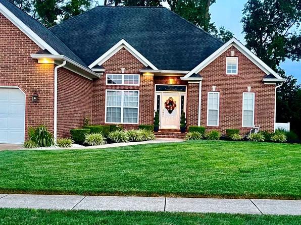 2828 Palisades Ct, Bowling Green, KY 42104