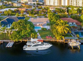 413 Tamarind Dr, Hallandale, FL 33009