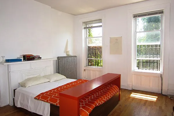 Rented by Corcoran | media 23