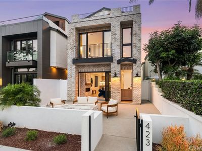 423 9th St, Huntington Beach, CA, 92648