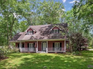 16513 Quiet Oaks Ave, Greenwell Springs, LA 70739