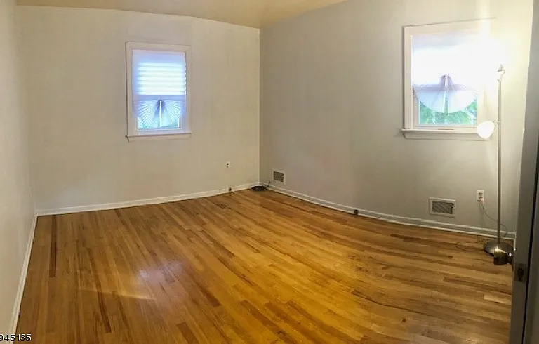 676 Grove St — Photo 7
