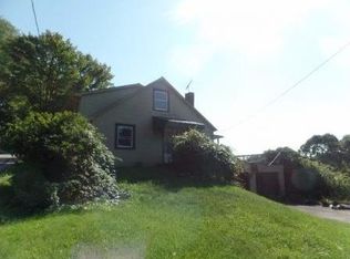 40 Church Rd, Leechburg, PA 15656