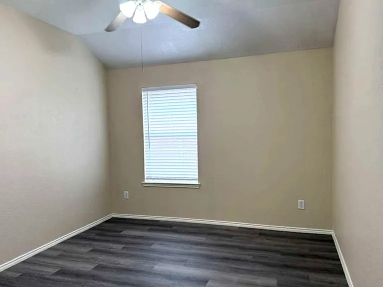 1113 Mockingbird Dr — Photo 9