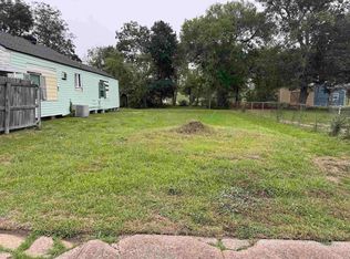 1124 W 5th St, Port Arthur, TX 77640