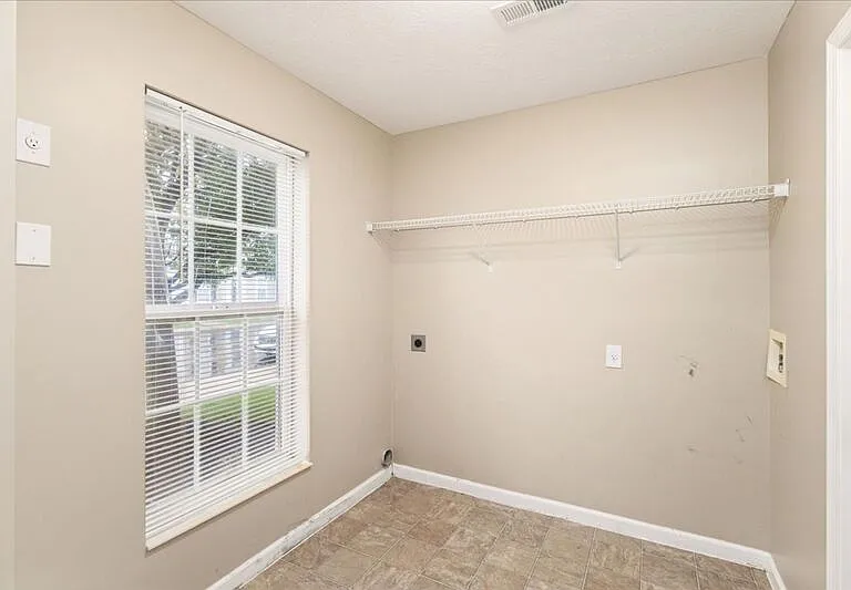 7208 Billy Goat Dr #NEW ALBANY — Photo 7
