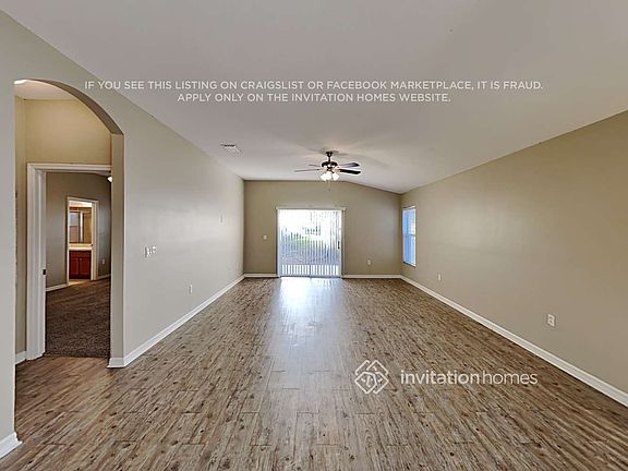 5th image of 35001 Meadow Reach Dr