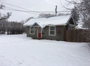 1203 8th St, La Grande, OR 97850
