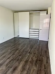 Sold by Avenue Real Estate