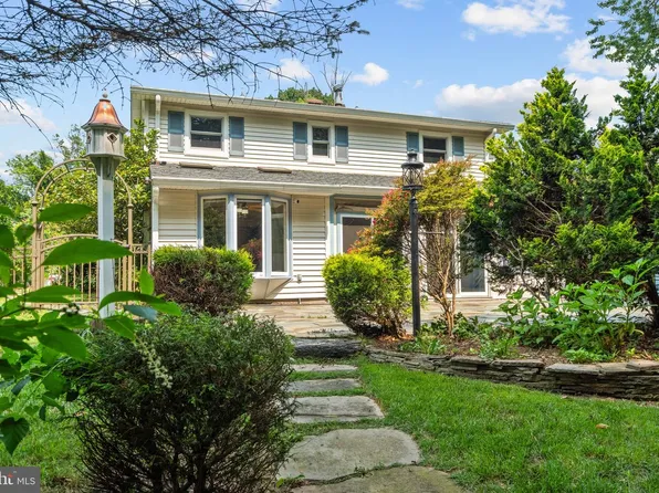 13717 Gran Deur Dr, Woodbridge, VA 22193