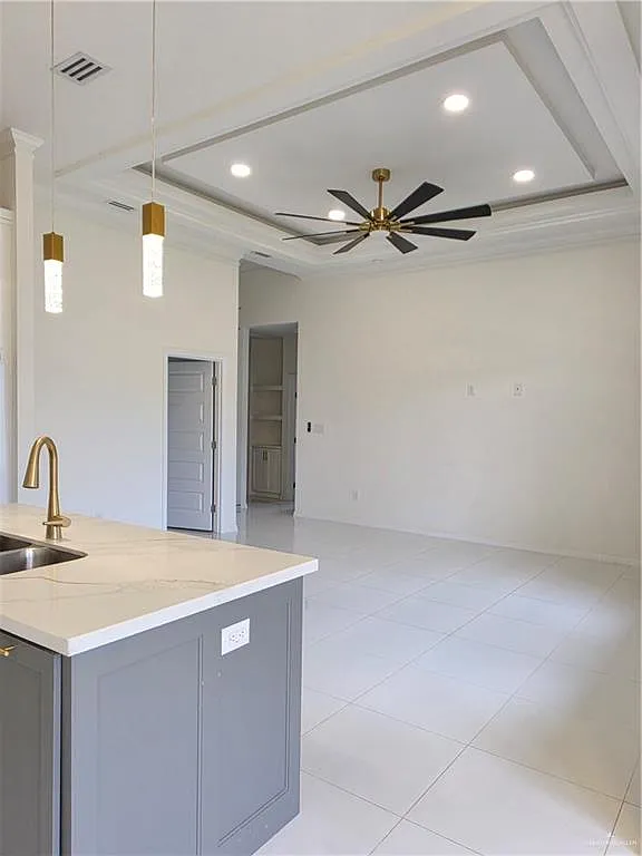 3 bed, 2.0 bath, 1349 sqft, $1,700 — Photo 3