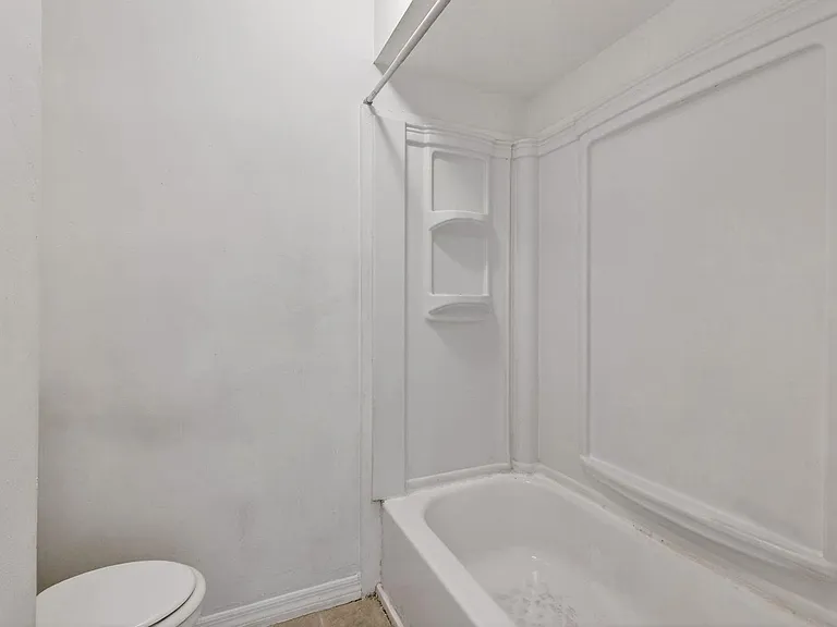 3502 Gardens East Dr #B — Photo 36