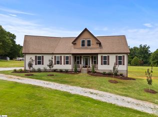 210 Rutledge Lake Rd, Greenville, SC 29617