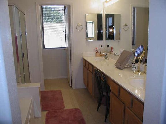4th image of 9464 N Potter Drive