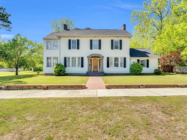 506 S King Ave, Dunn, NC 28334