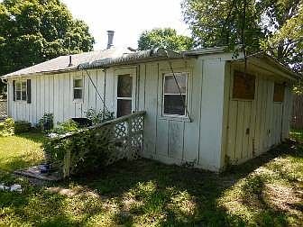 4th image of 2732 N 48th Ter