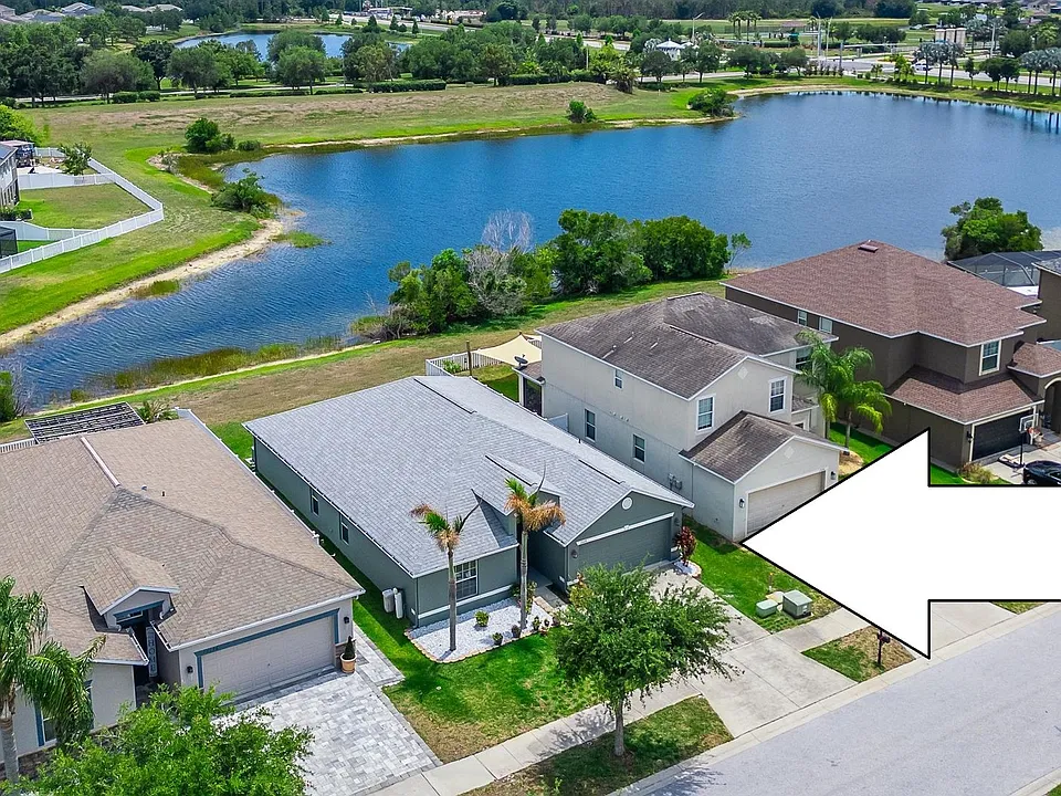 13128 Royal Pines Ave