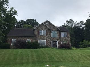 3160 W Woods Pl, Orefield, PA 18069