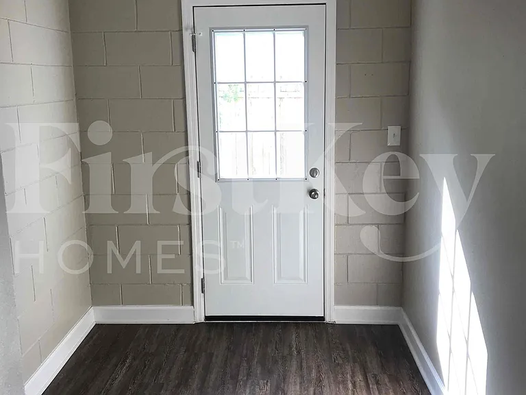 660 Flagler Dr — Photo 5