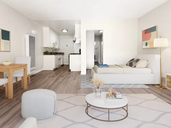 Palm Royal Apartments, 3399 Bennett Dr APT 19, Los Angeles, CA 90068