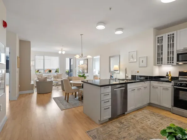 2300 Broadway APT 7, Oakland, CA 94612