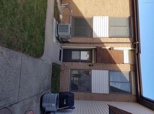 607 Laconia Ave APT H, Staten Island, NY 10306
