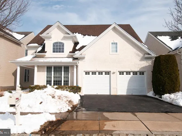 29 Copernicus Ct, East Windsor, NJ 08512