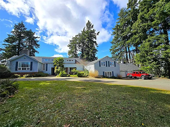 3910 3rd Ave, Pt Alberni, BC V9Y 4G2