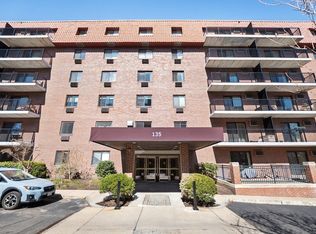 135 Pleasant St APT 205, Brookline, MA 02446