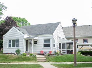 1419 E Olive St, Milwaukee, WI 53211