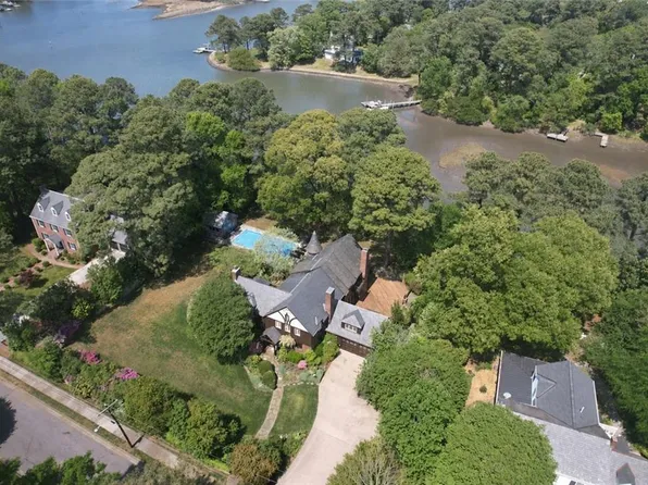 510 Oak Grove Rd, Norfolk, VA 23505