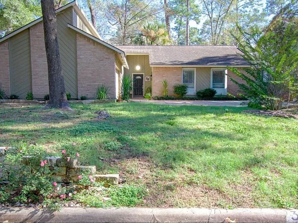 3119 Village Woods Dr, Kingwood, TX 77339