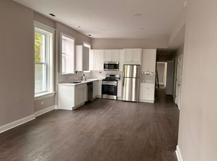 1860 N Hoyne Ave #3E, Chicago, IL 60647