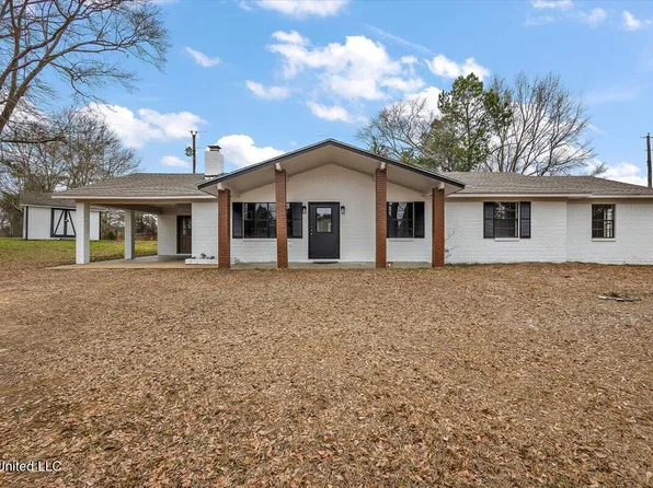 1233 Highway 25 N, Carthage, MS 39051