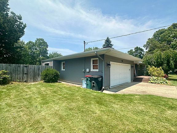 5th image of 4885 Wickham Dr