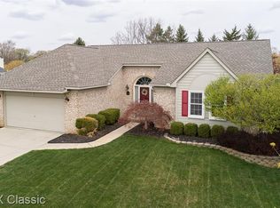 1870 Ayrshire Dr, Commerce Township, MI 48390