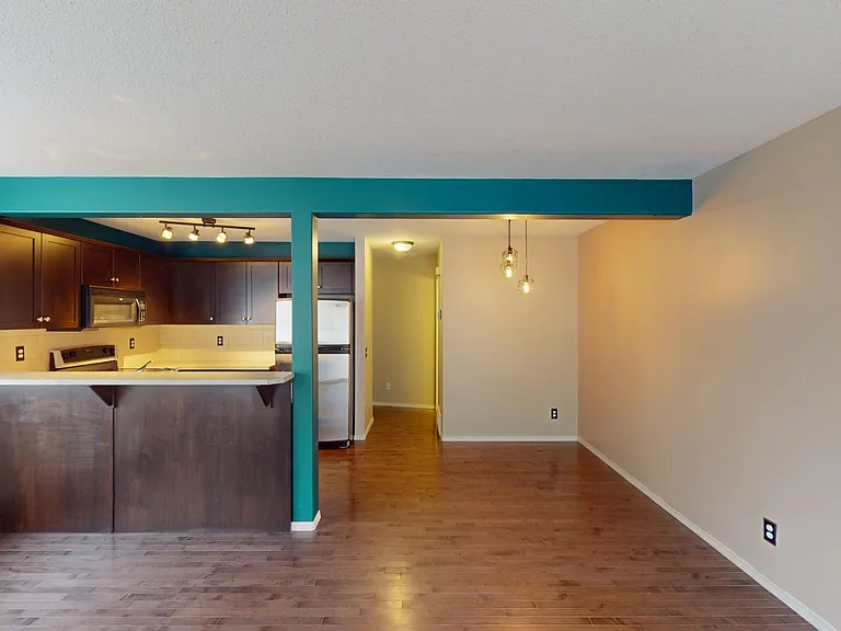 78 Edwards Dr SW — Photo 4
