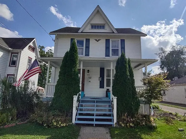 436 Broad St, Oxford, PA 19363