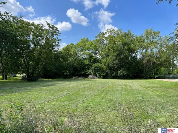 9300 Yankee Hill Rd, Lincoln, NE 68526