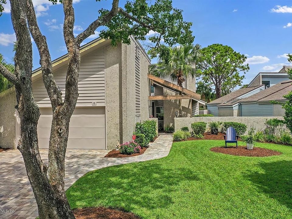 1st image of 8 Lake Julia Dr S