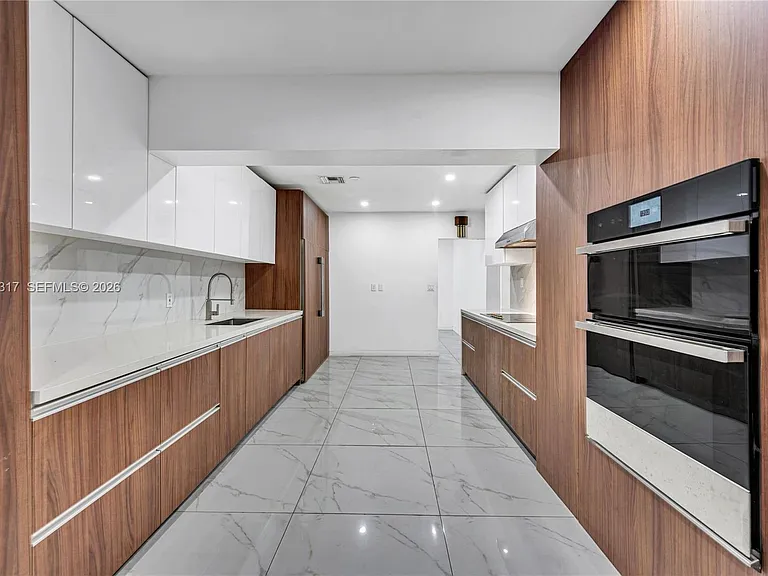 12525 SW 68th Ct — Photo 13