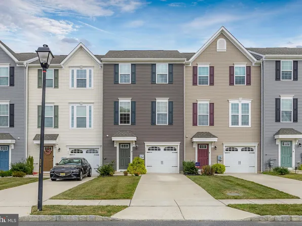 505 Evelyn Way, Woolwich Township, NJ 08085