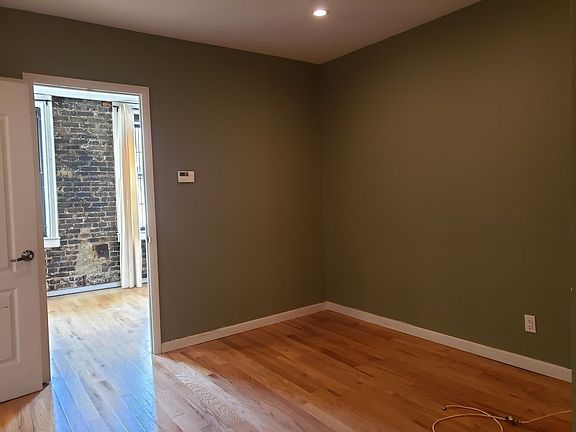 2nd image of 528 E 5th St #3F