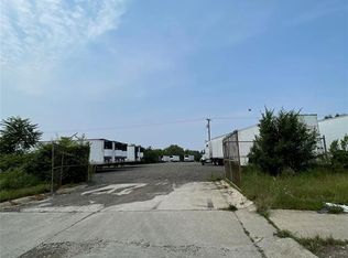 6217 Lonyo St, Detroit, MI 48210