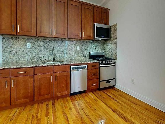 2nd image of 245 W 51st St #804