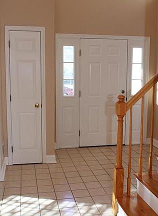 5th image of 300 Hillside Dr