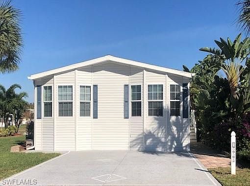 1st image of 1058 Silver Lakes Blvd