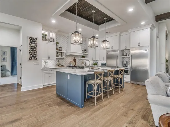 1417 Regency Bridge Cir, Edmond, OK 73034