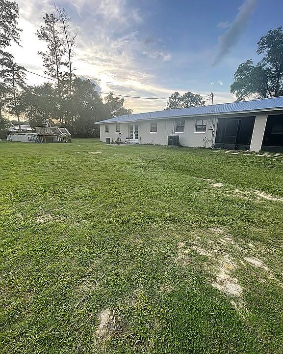 1st image of 22421 SE 59th Pl